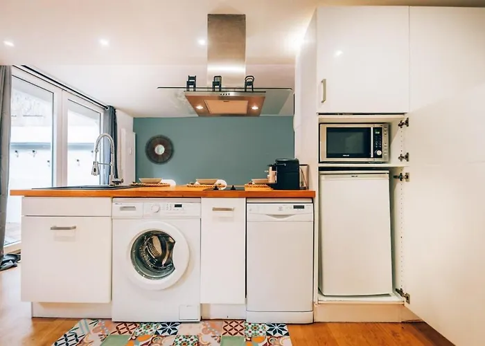 Cozy With Private Terrace *