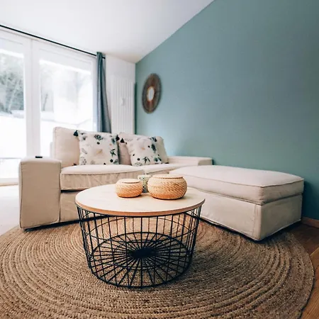 شقة Cozy With Private Terrace *