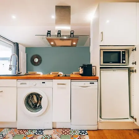 Cozy With Private Terrace *