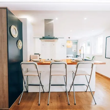 Cozy With Private Terrace 아파트 룩셈부르크