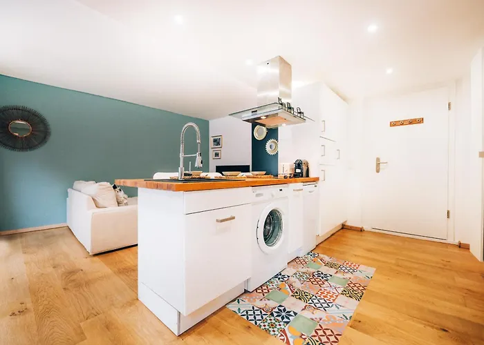 Cozy With Private Terrace *