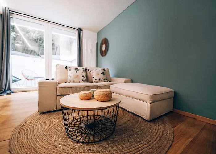 Cozy With Private Terrace