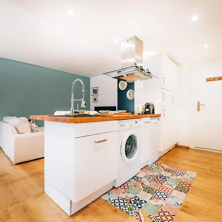 Cozy With Private Terrace *